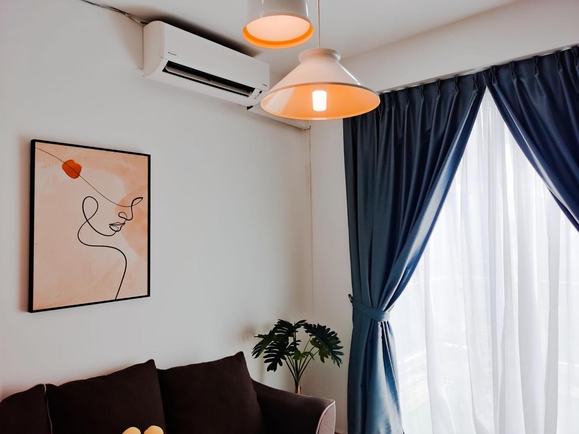 Family Suites At Mansion One By Maj George Town Exteriör bild